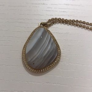 Banana republic pendant necklace